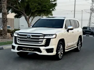 2022 Toyota Land Cruiser in Dubai used car