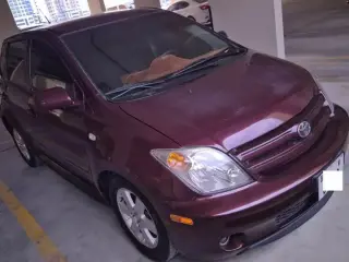 2004 Toyota XA in Dubai used car
