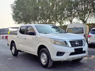2019 Nissan Navara in Dubai used car