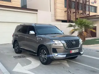 2014 Nissan Patrol in Abu Dhabi used car