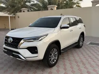 2022 Toyota Fortuner in Dubai used car