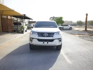 2020 Toyota Fortuner in Ajman used car