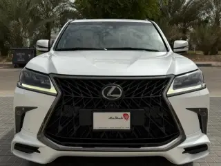 2019 Lexus LX 570 في Abu Dhabi سيارة مستعملة