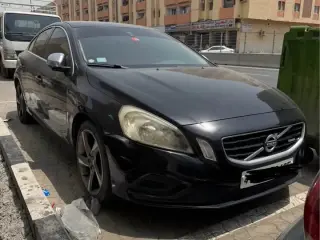 2013 Volvo S60 in Sharjah used car