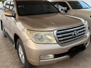 2011 Toyota Land Cruiser in Dubai used car