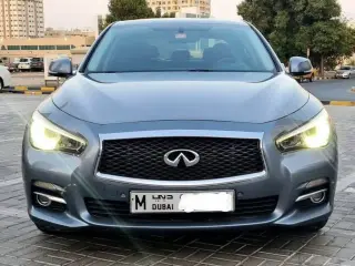2015 Infiniti Q50 in Sharjah used car