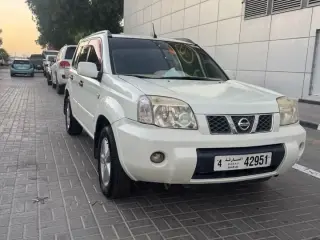 2009 Nissan XTrail في Sharjah سيارة مستعملة