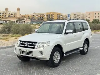 2014 Mitsubishi Pajero in Dubai used car