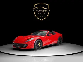2022 Ferrari 812 Superfast في Dubai سيارة مستعملة