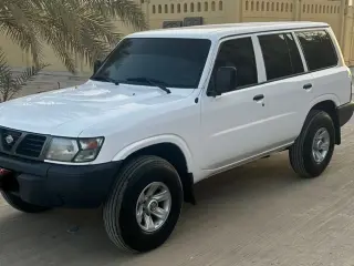 1998 Nissan Patrol Super Safari في Dubai سيارة مستعملة