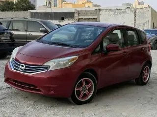 2015 Nissan Versa في Ajman سيارة مستعملة