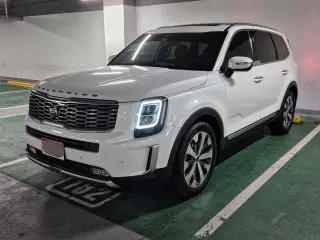 2021 Kia Telluride in Abu Dhabi used car