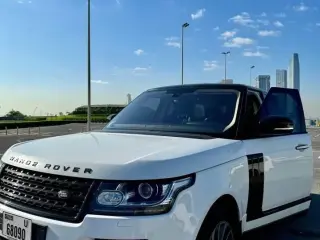 2015 Land Rover Range Rover in Dubai used car