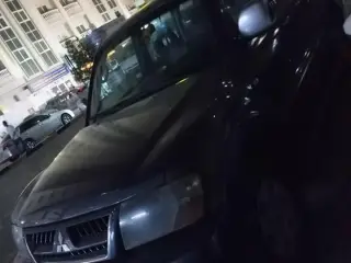 2007 Mitsubishi Pajero in Sharjah used car