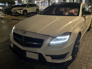 2012 Mercedes-Benz CLS في Dubai سيارة مستعملة