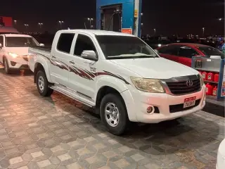 2014 Toyota Hilux in Abu Dhabi used car