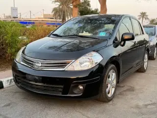 2012 Nissan Tiida في Dubai سيارة مستعملة