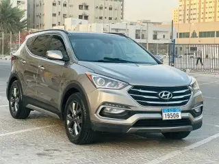 2017 Hyundai Santa Fe in Dubai used car