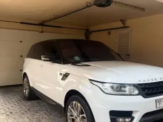2015 Land Rover Range Rover Sport in Dubai used car