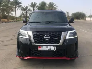 2023 Nissan Patrol في Abu Dhabi سيارة مستعملة