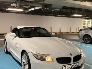 2010 BMW Z4 في Dubai سيارة مستعملة