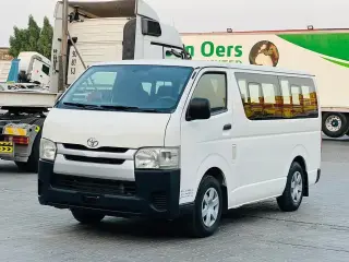 2015 Toyota Hiace in Dubai used car