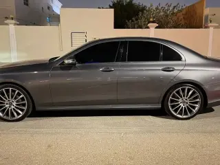 2018 Mercedes-Benz E-Class في Dubai سيارة مستعملة