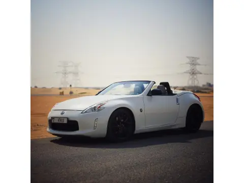 2014 نيسان ٣٧٠Z Sport Tech