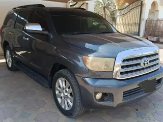 2008 Toyota Sequoia in Sharjah used car