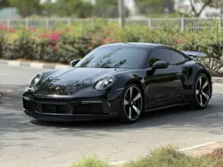 2024 Porsche 911 Carrera في Dubai سيارة مستعملة