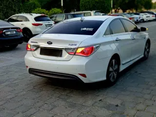 2012 Hyundai Sonata in Dubai used car