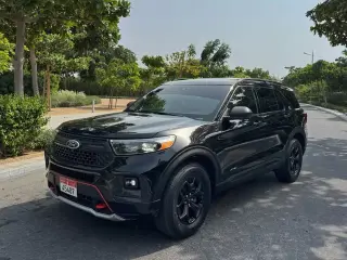 2022 Ford Explorer in Abu Dhabi used car