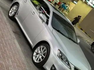 2012 Lexus IS in Dubai used car