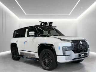 2025 Yangwang U8 in Dubai used car