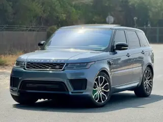 2020 Land Rover Range Rover Sport in Dubai used car
