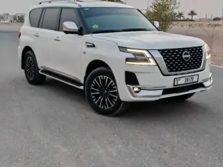 2024 Nissan Patrol في Sharjah سيارة مستعملة