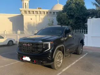 2022 GMC Sierra in Al Ain used car
