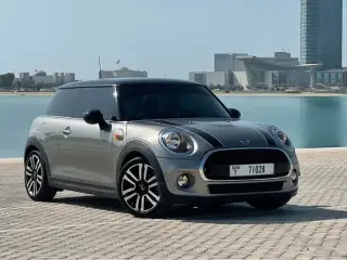 2020 Mini Cooper in Abu Dhabi used car