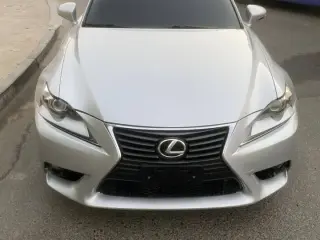 2014 Lexus IS in Dubai used car