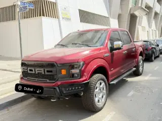 2016 Ford F150 في Dubai سيارة مستعملة