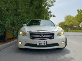 2013 Infiniti M37 in Sharjah used car