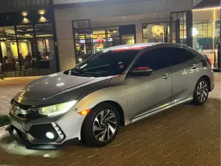 2017 Honda Civic in Sharjah used car