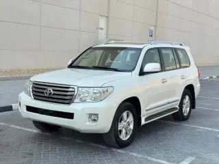 2015 Toyota Land Cruiser in Dubai used car