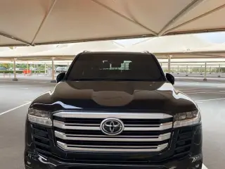 2024 Toyota Land Cruiser in Dubai used car