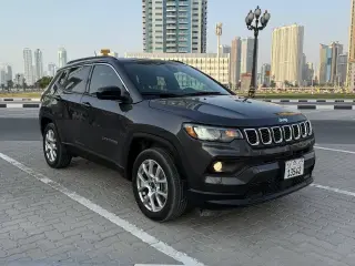 2024 Jeep Compass في Dubai سيارة مستعملة