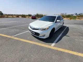2013 Toyota Avalon in Dubai used car