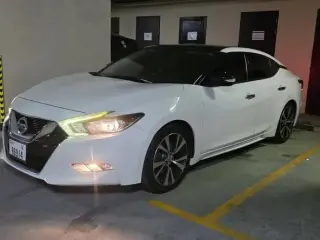 2016 Nissan Maxima in Dubai used car