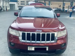 2012 Jeep Cherokee في Sharjah سيارة مستعملة