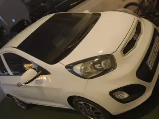 2012 Kia Morning في Dubai سيارة مستعملة