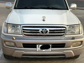 2005 Toyota Land Cruiser in Dubai used car